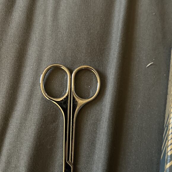 Avon Vintage 1989 Nail & Cuticle Scissors 3 Inch Boxed Manicure Pedicure - Picture 6 of 6
